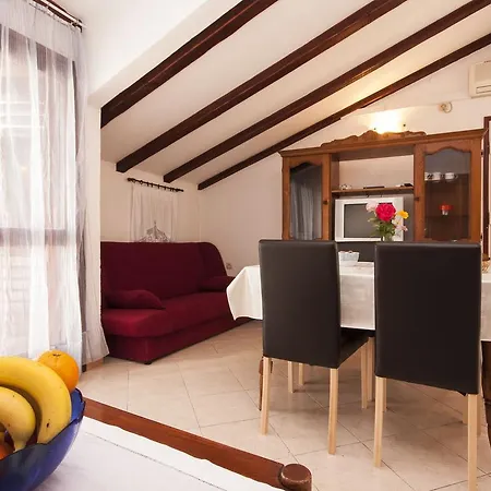 Daire Apartments Nikica 1268 *