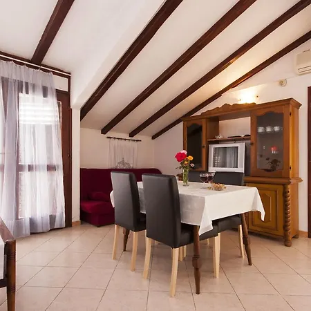 Daire Apartments Nikica 1268 Primošten